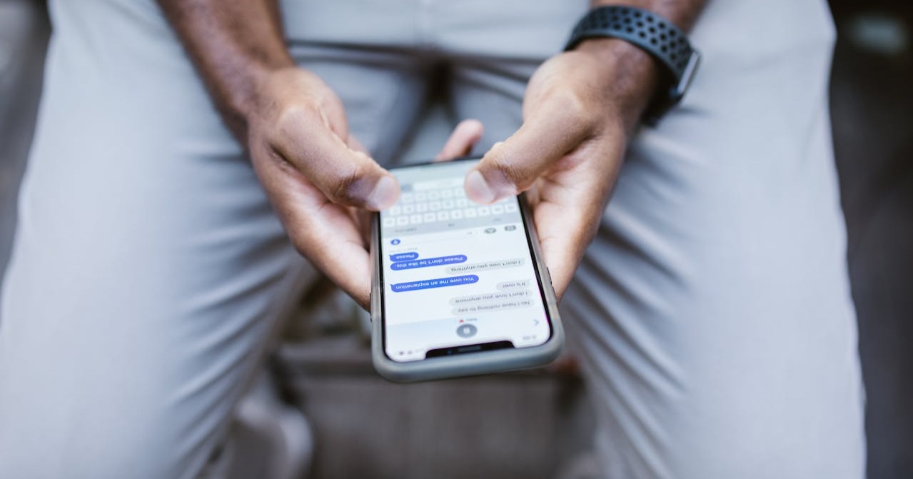 Comment réduire les messages voyageurs Airbnb